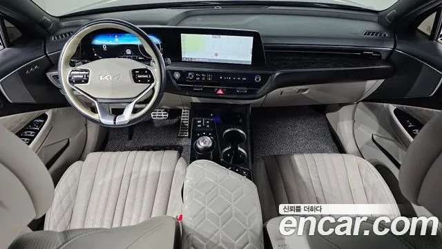 Kia K8 — интерьер
