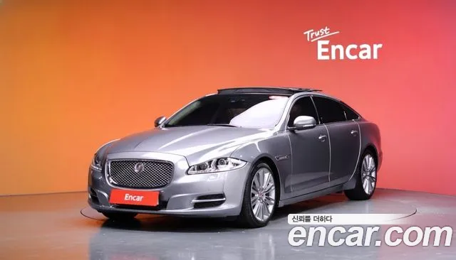 Jaguar XJ — экстерьер