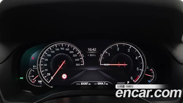 BMW X3 — интерьер