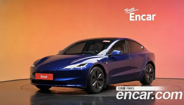 Tesla Model 3 — экстерьер