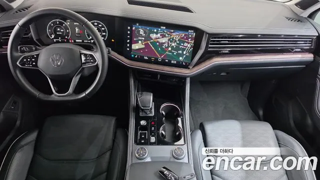 Volkswagen Touareg — интерьер