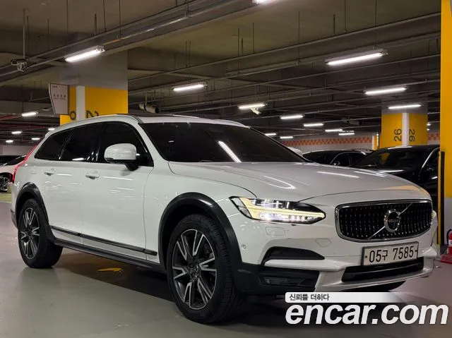 Volvo V90 — экстерьер