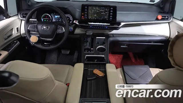 Toyota Sienna — интерьер