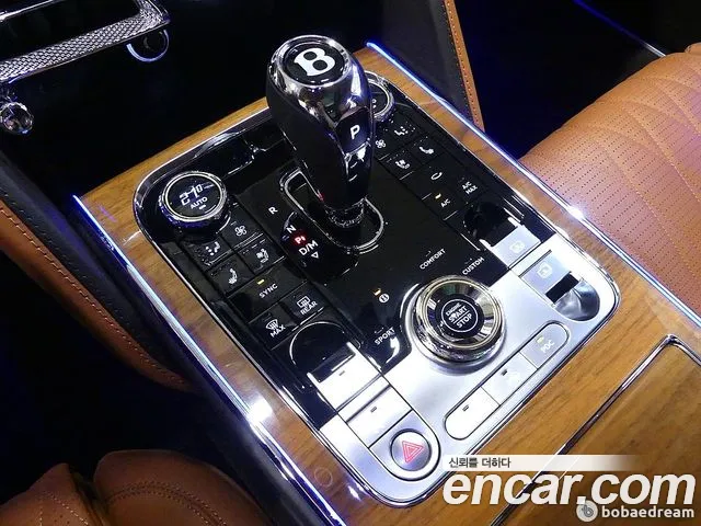 Bentley Flying Spur — интерьер