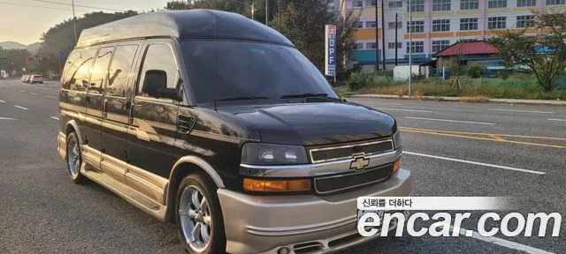 Chevrolet Express Van — экстерьер