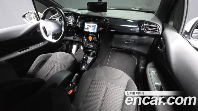 Citroën / DS DS3 — интерьер