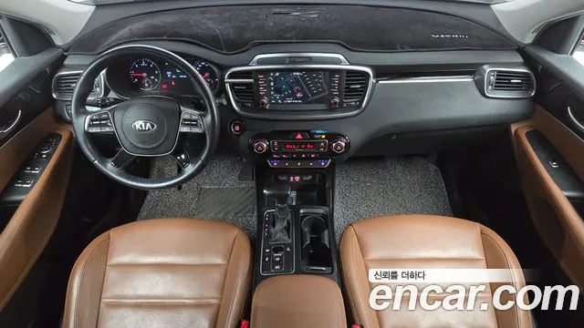 Kia Sorento — интерьер