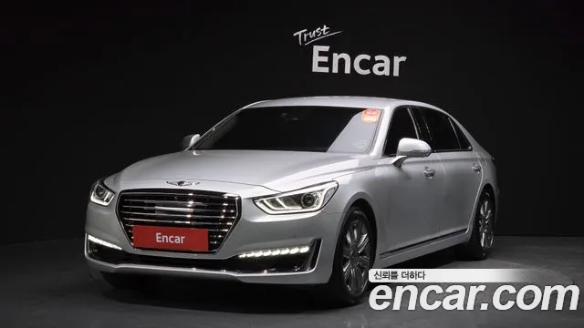 Genesis EQ900