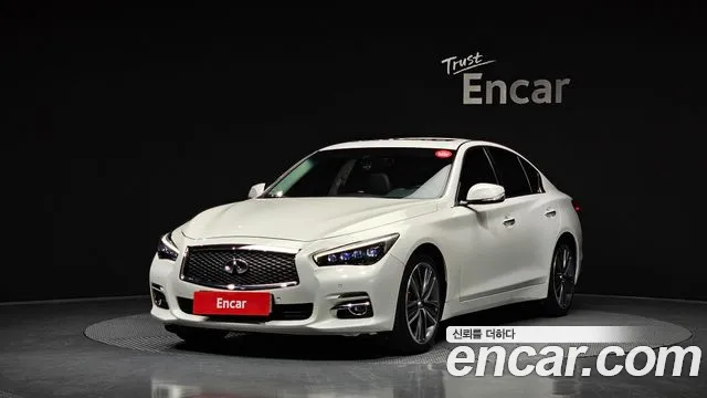 Infiniti Q50