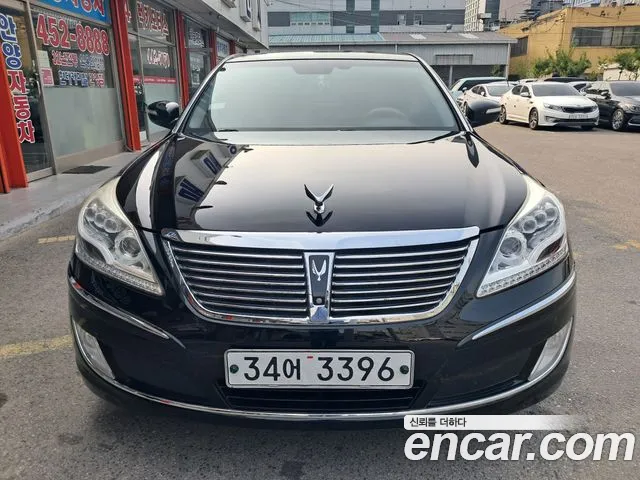 Hyundai Equus