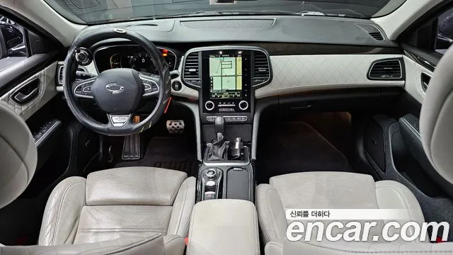Renault Korea SM6 — интерьер