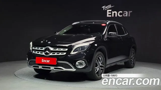 Mercedes-Benz GLA-класс
