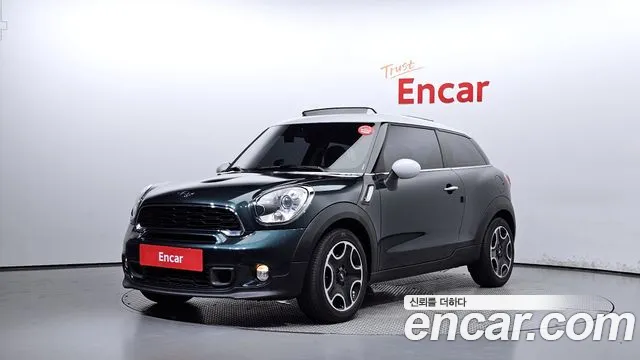MINI Paceman