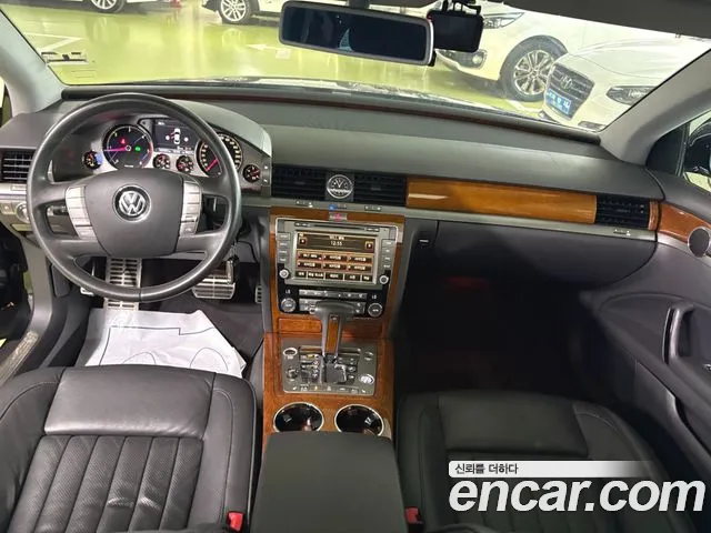 Volkswagen Phaeton — интерьер