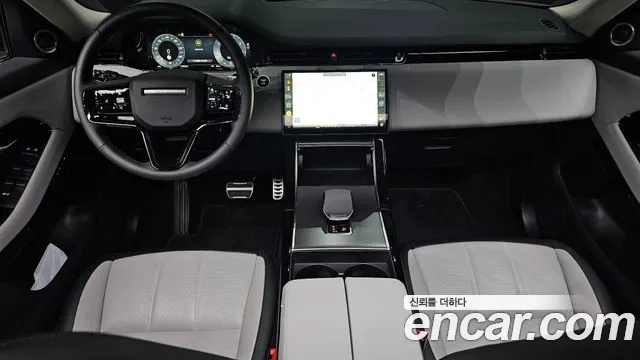 Land Rover Range Rover Evoque — интерьер