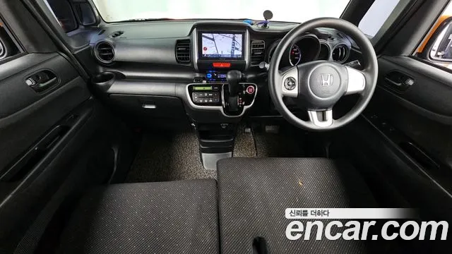 Honda N-BOX — интерьер