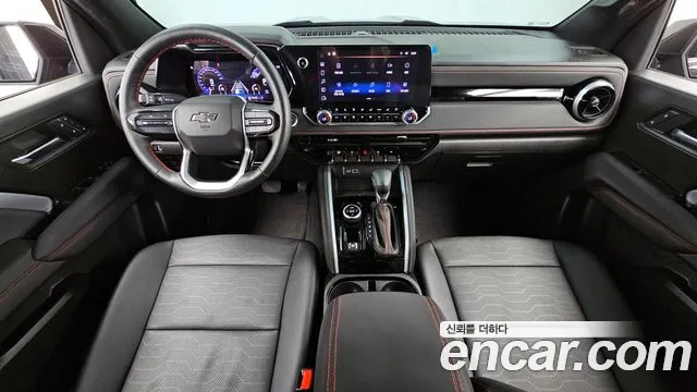 Chevrolet Korea Colorado — интерьер