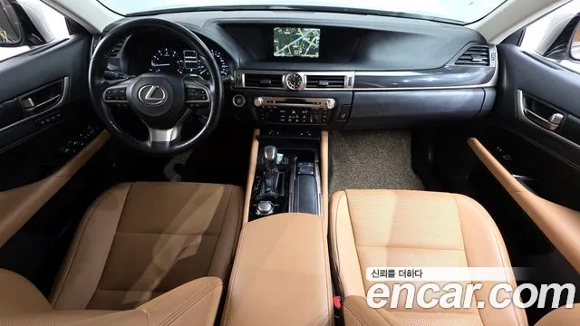 Lexus GS — интерьер