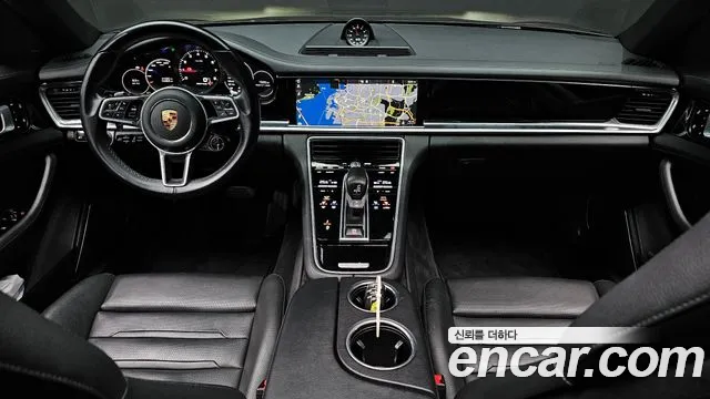 Porsche Panamera — интерьер