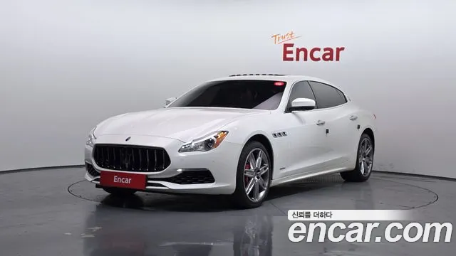 Maserati Quattroporte
