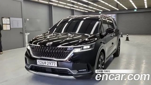 Kia Carnival — экстерьер