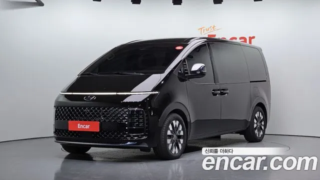 Hyundai Staria