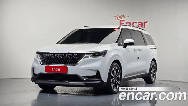 Kia Carnival — экстерьер