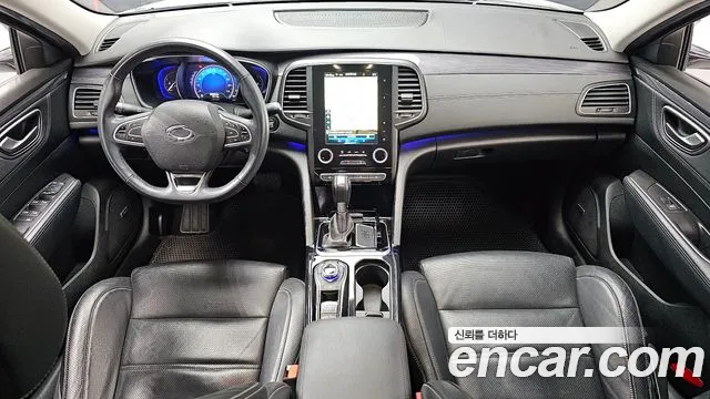 Renault Korea SM6 — интерьер