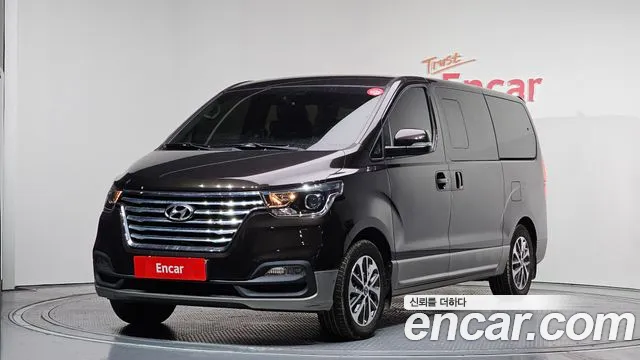 Hyundai Starex