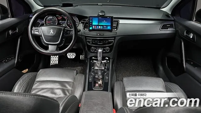 Peugeot 508 — интерьер