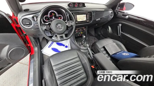 Volkswagen Beetle — интерьер