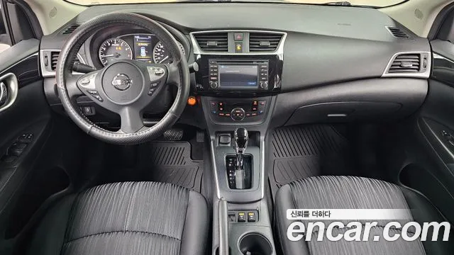 Nissan Sentra — интерьер