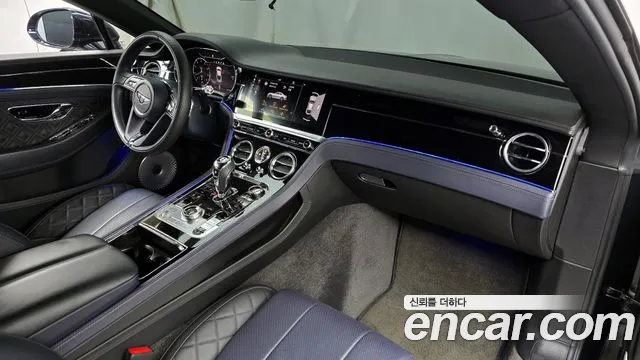 Bentley Continental — интерьер