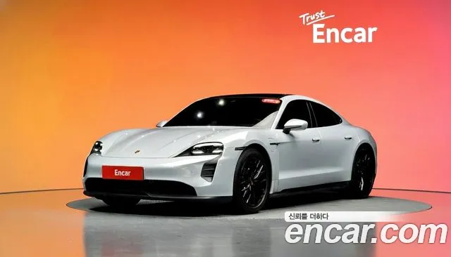 Porsche Taycan