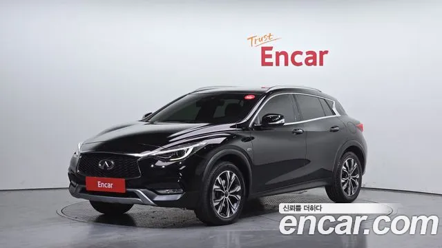 Infiniti QX30