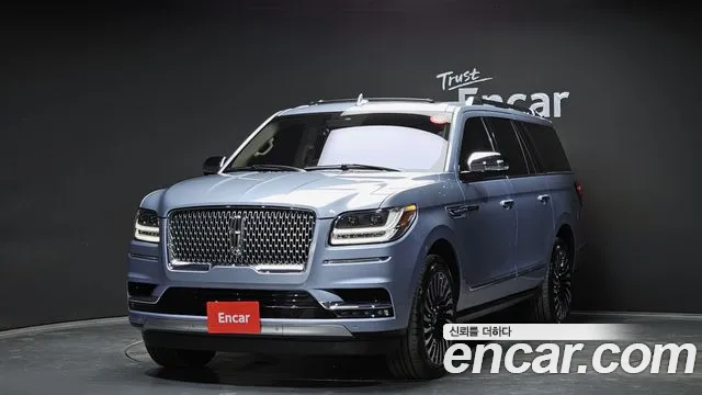 Lincoln Navigator