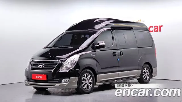 Hyundai Starex