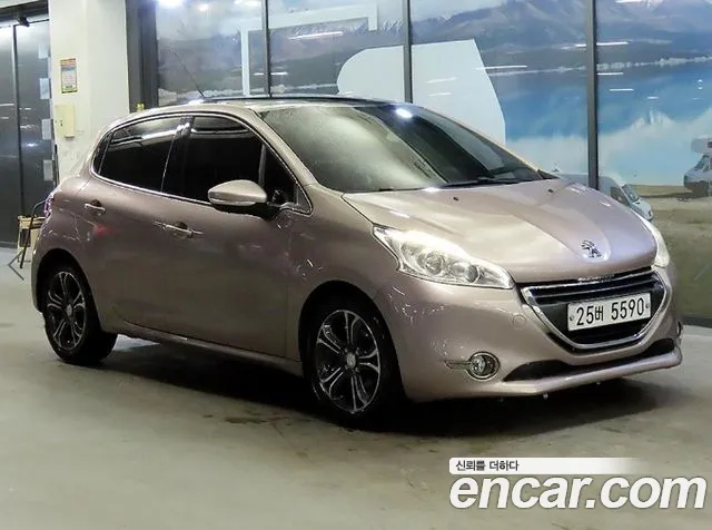 Peugeot 208
