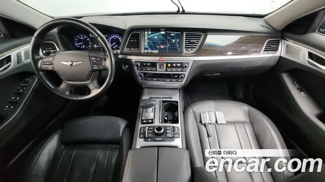 Genesis G80 — интерьер