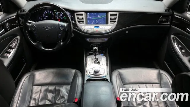 Hyundai Genesis — интерьер