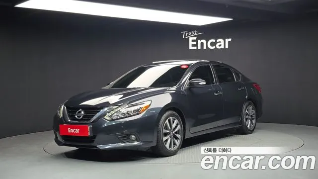 Nissan Altima