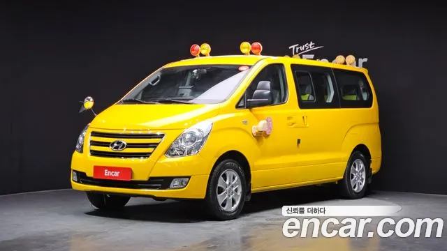 Hyundai Starex