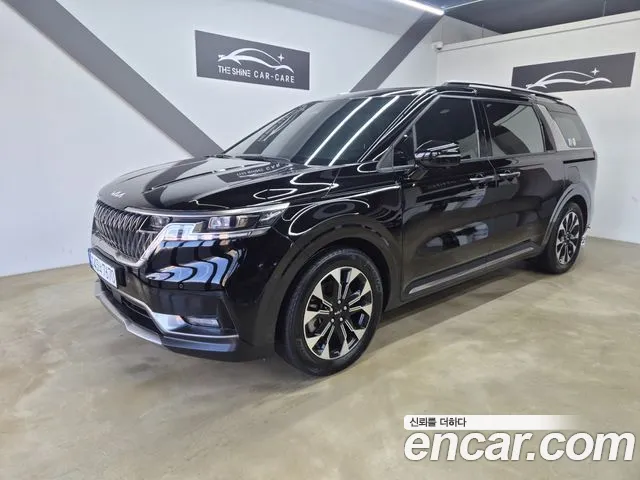 Kia Carnival — экстерьер
