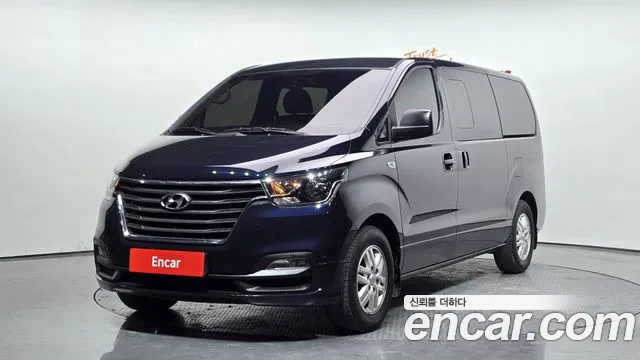Hyundai Starex