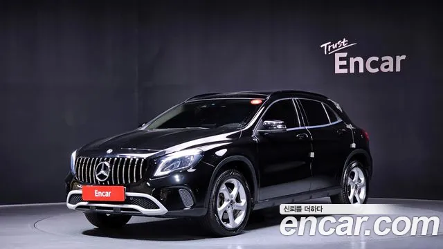 Mercedes-Benz GLA-класс