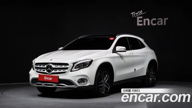 Mercedes-Benz GLA-класс