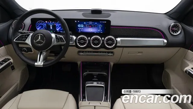 Mercedes-Benz EQB — интерьер