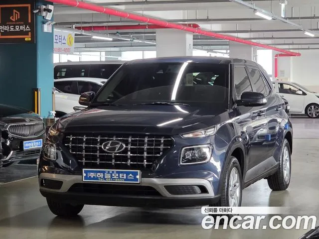 Hyundai Venue