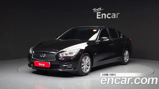 Infiniti Q50