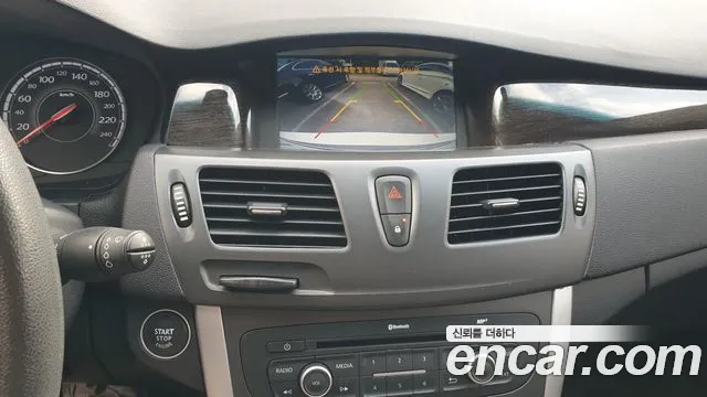 Renault Korea SM5 — интерьер